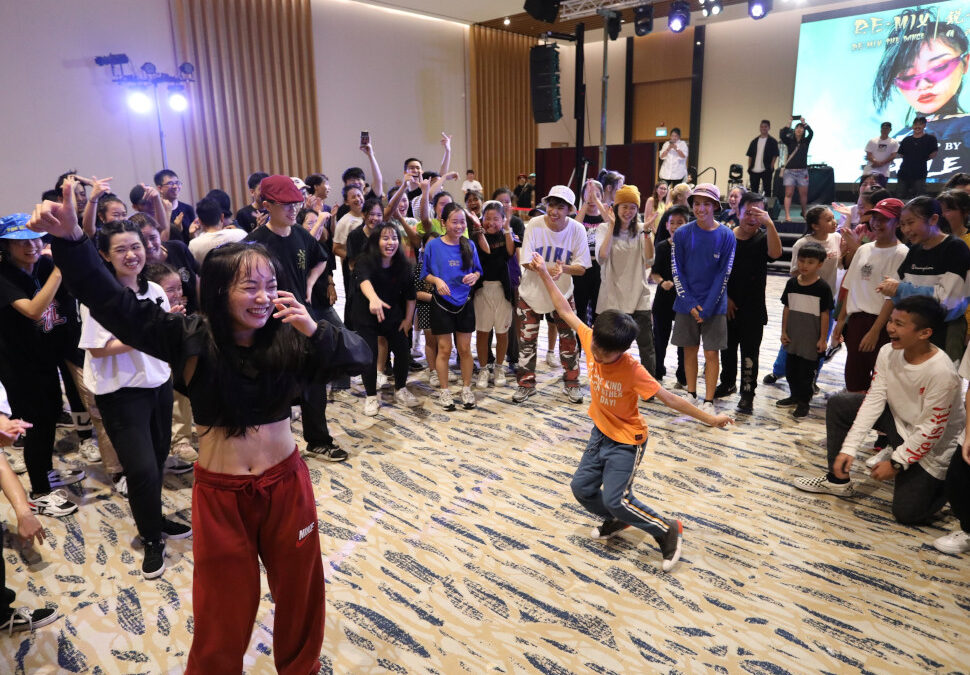 Promoting Chinese Singaporean Culture Through Music and Festivals