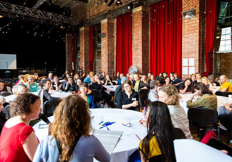 Chamber Made Hi-Viz Satellites fosters international artist exchange and collaboration