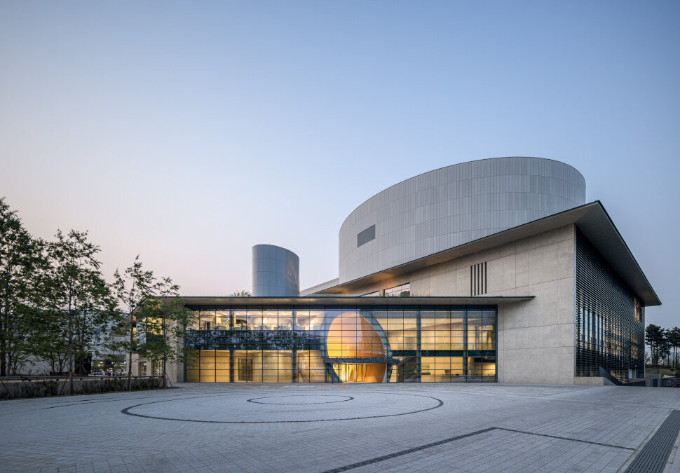 LG Arts Center SEOUL Becomes Seoul’s New Landmark