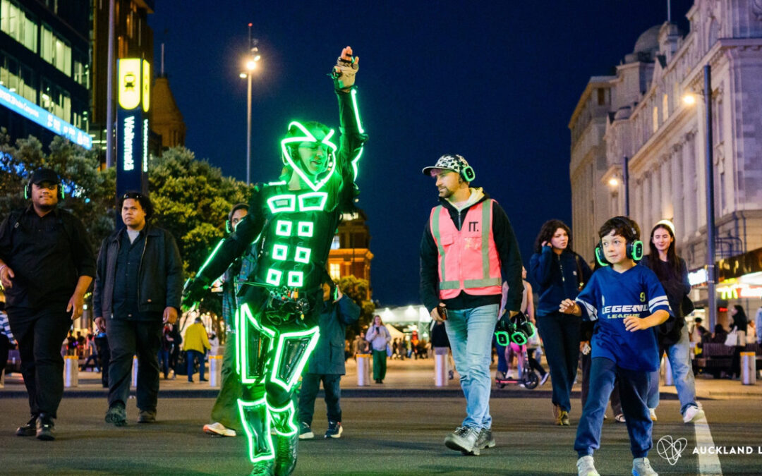 Beyond the Walls – The City as a Stage